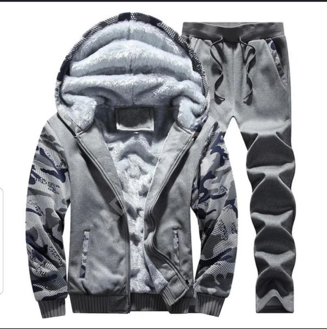 طقم رجالي شتوي مبطن فرو