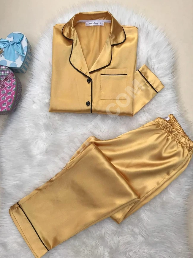 بيجاما ساتان