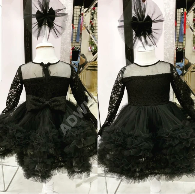 فستان بناتي مع اكسسوار للشعر