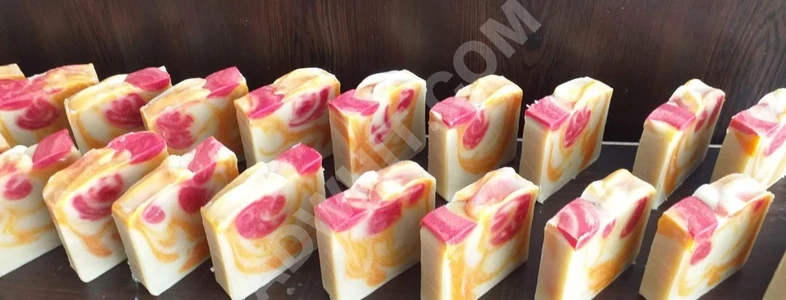 صابون طبيعي - صابون المشمش .