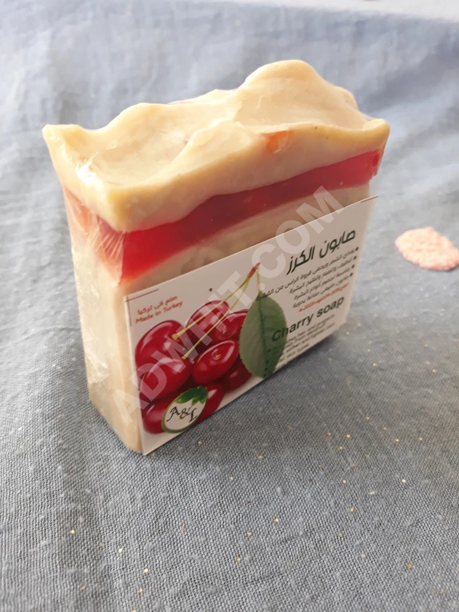 صابون الكرز الطبيعي.