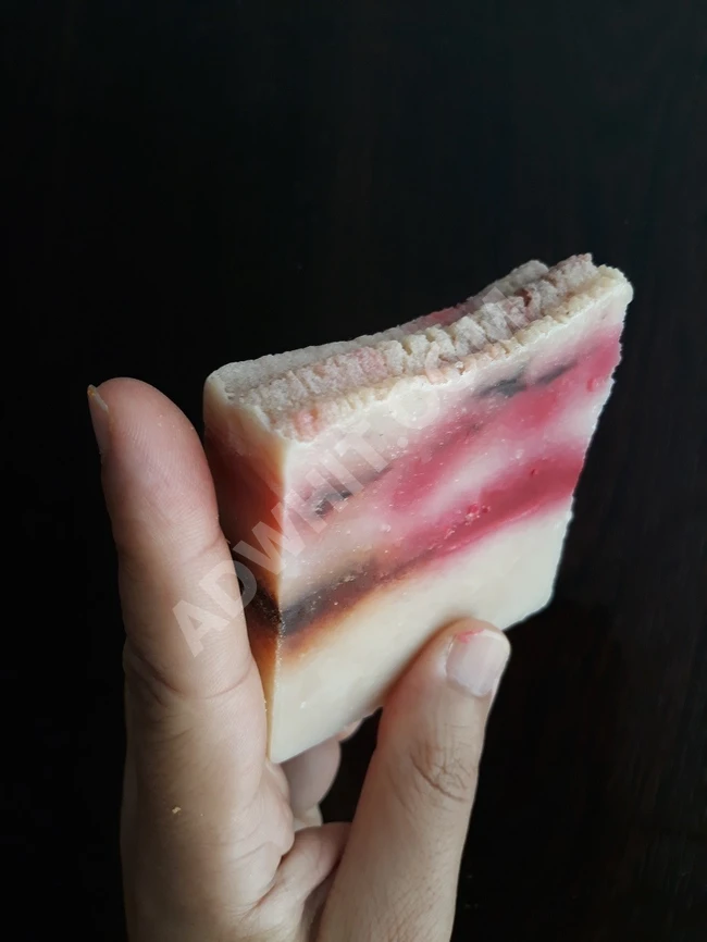 صابون طبيعي - صابونة خشب الصندل.