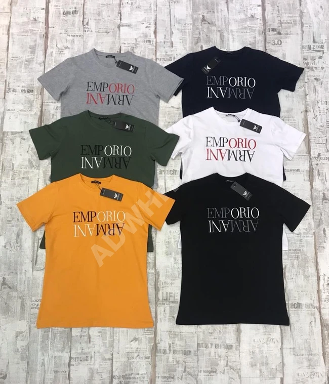 تيشرتات رجالية بأشكال مختلفة 