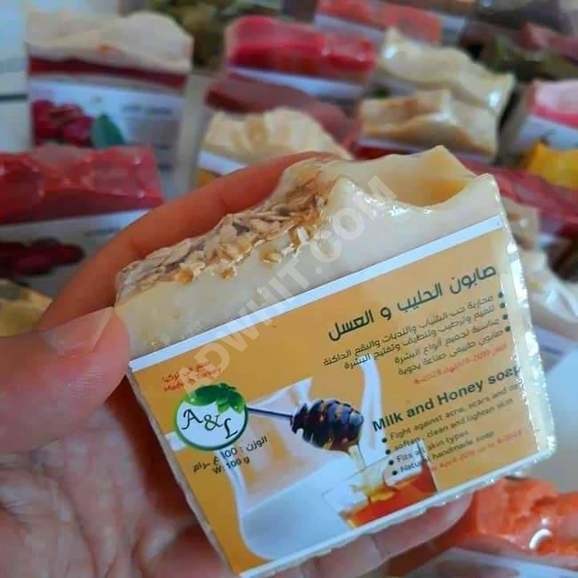 صابون طبيعي - صابون الحليب بالعسل و الشوفان.