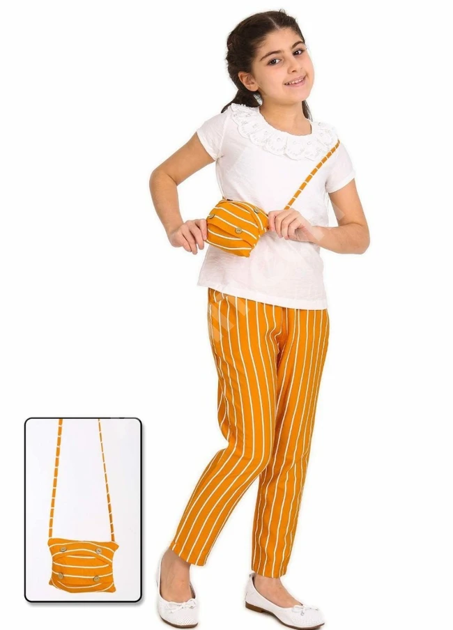 طقم بناتي مع حقيبة 