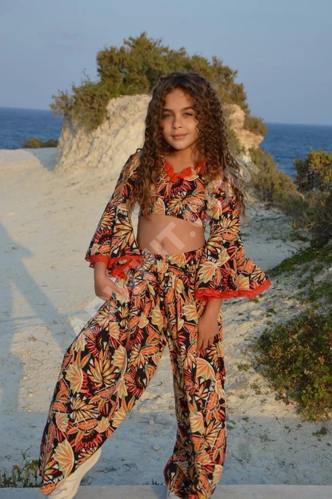 طقم بناتي قطعتين