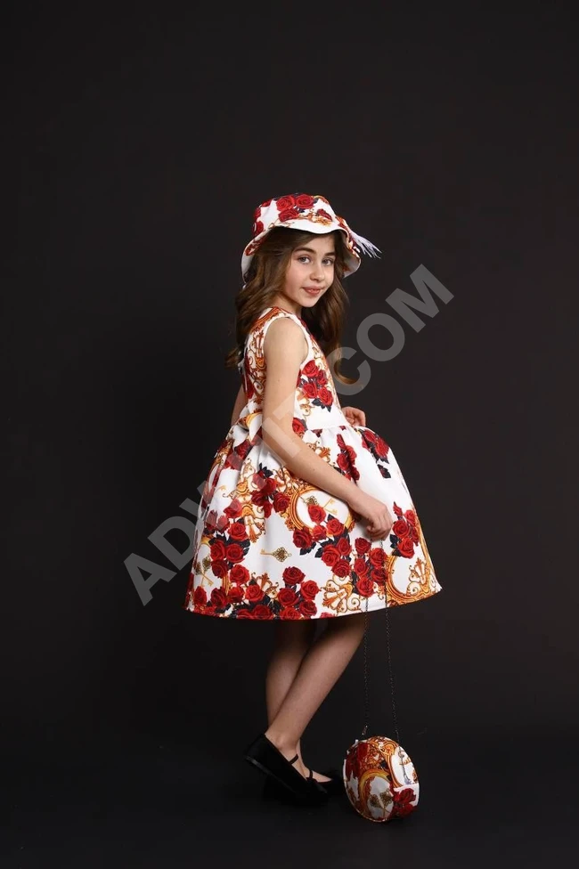 فستان بناتي مع قبعة وحقيبة