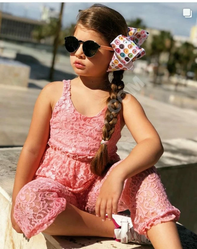 طقم بناتي دانتيل متوفر بأربع الوان