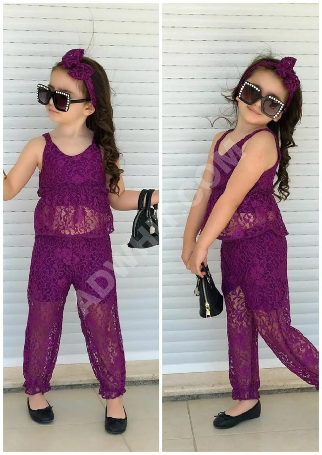 طقم بناتي دانتيل متوفر بأربع الوان