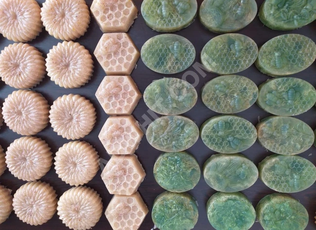 صابون الجليسيرين بالليف الطبيعي - أشكال وَ نكهات متعدده.