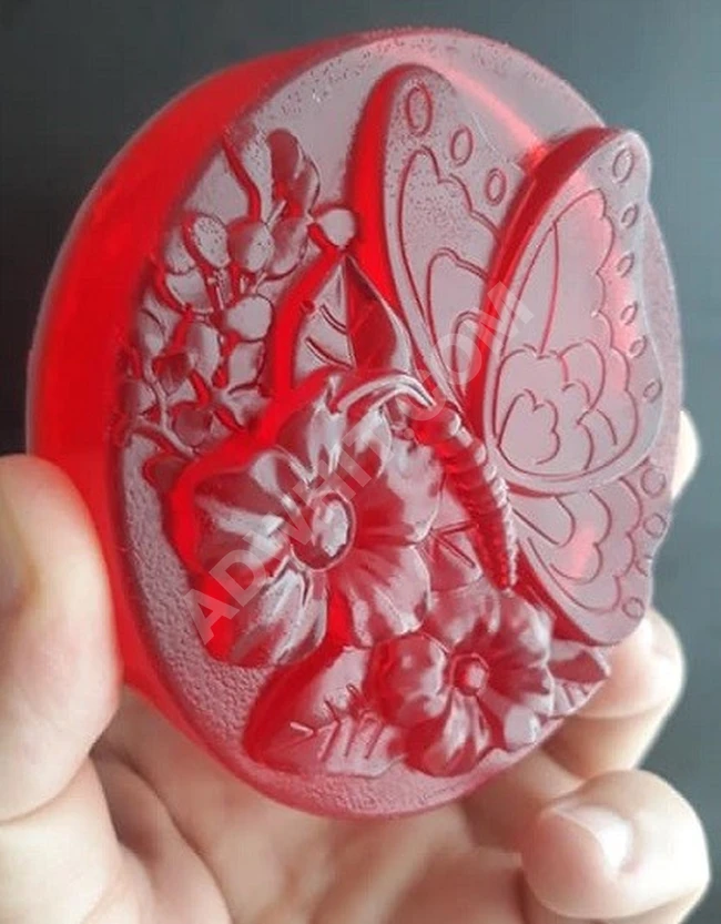 صابون جليسيرين مسك وَ ورد طبيعي.