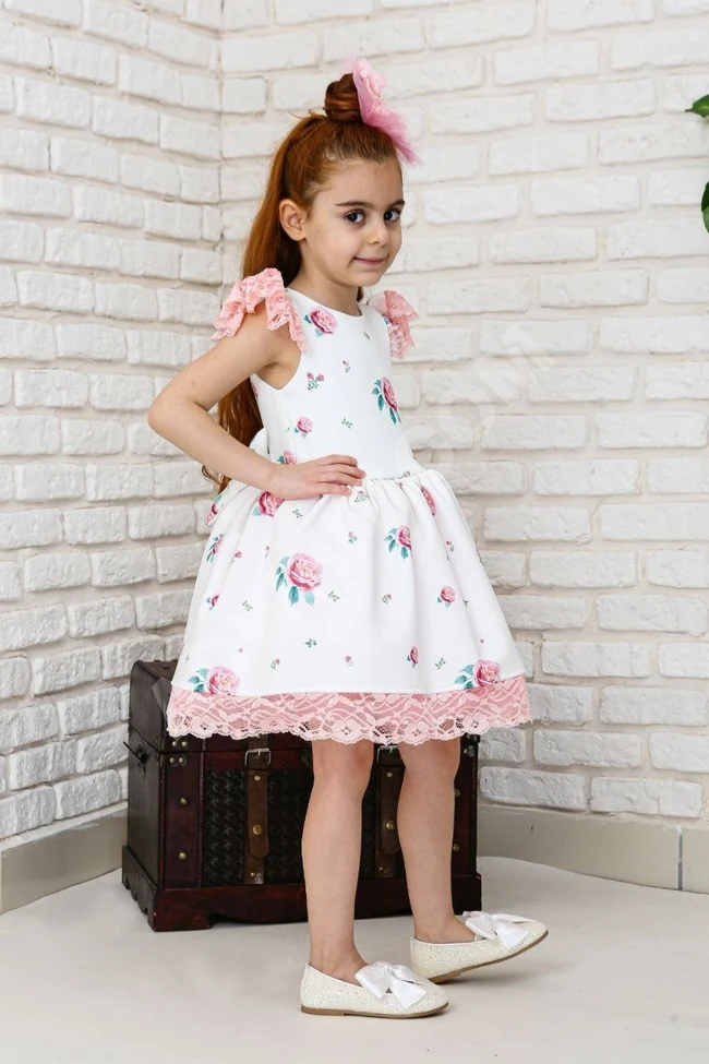 فستان بناتي كيووت قصير