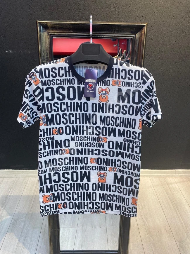 تيشرت رجالي صيفي بأشكال مختلفة 