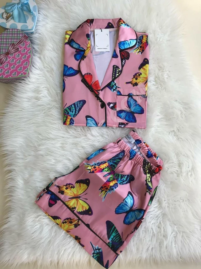 بيجاما نسائية شورت ساتان حرير