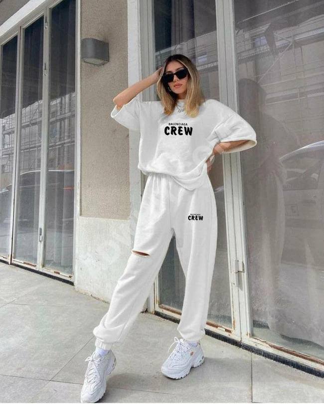 بيجاما نسائية بقَصة واسعة 