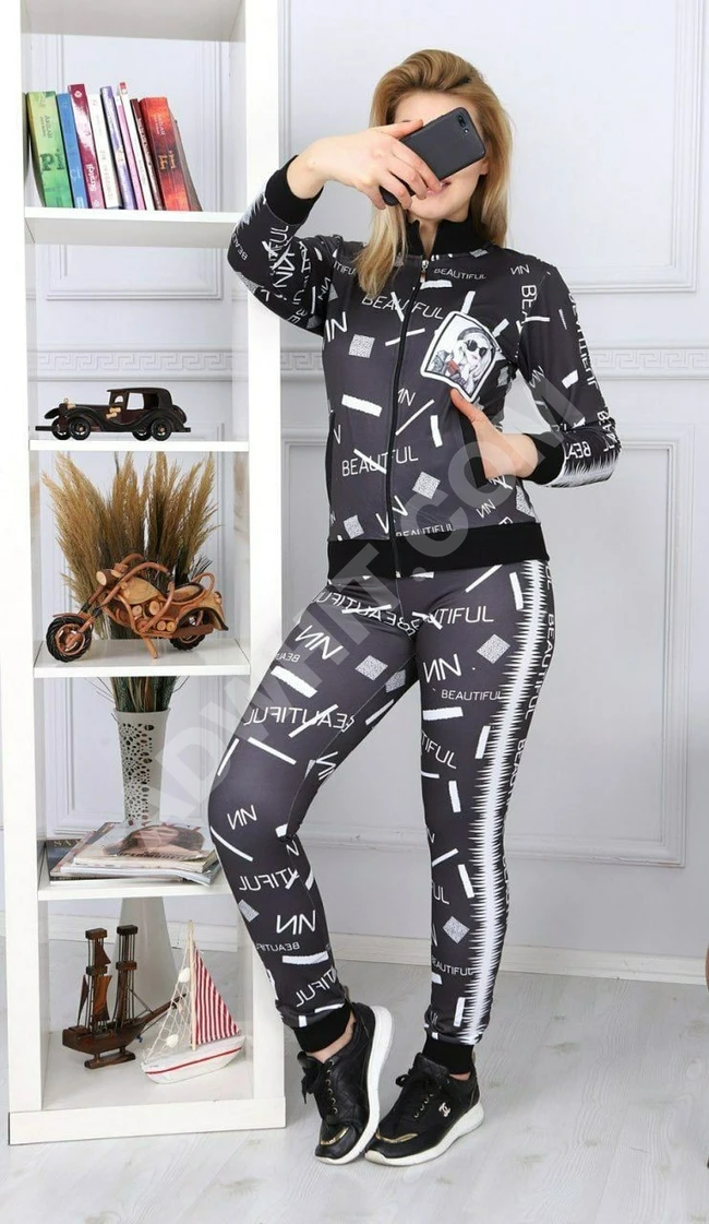 بيجاما سبور نسائية 