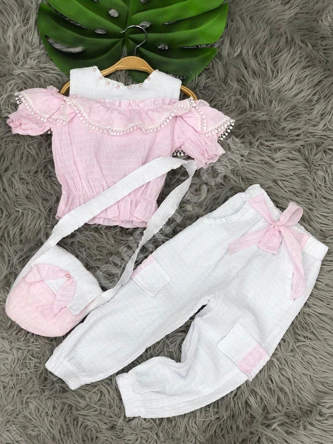 طقم بناتي ثلاث قطع