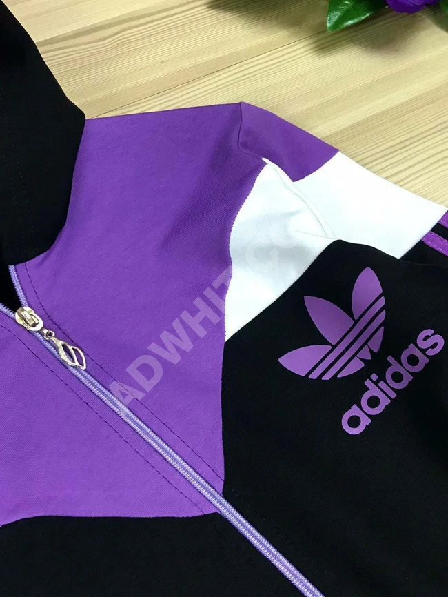 بيجاما نسائية سبور مع حقيبة