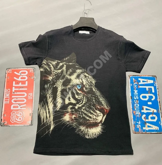 كنزة رجالية بطبعة التايجر