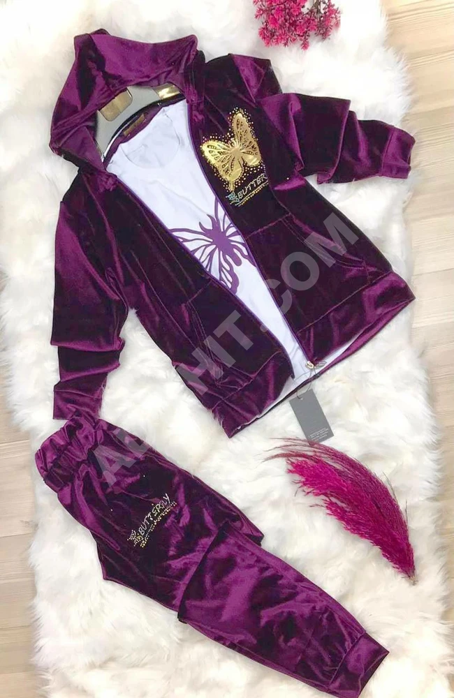 بيجاما مخمل نسائية ثلاث قطع 