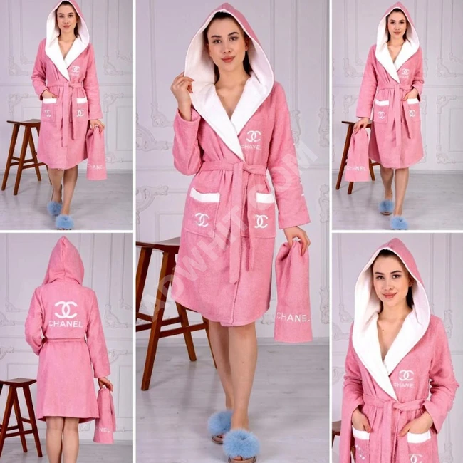 برنص حمام مع بشكير نسائي قصير