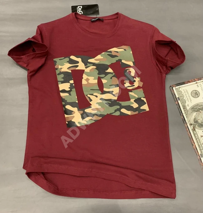 تيشرتات رجالية بأشكال والوان مختلفة 