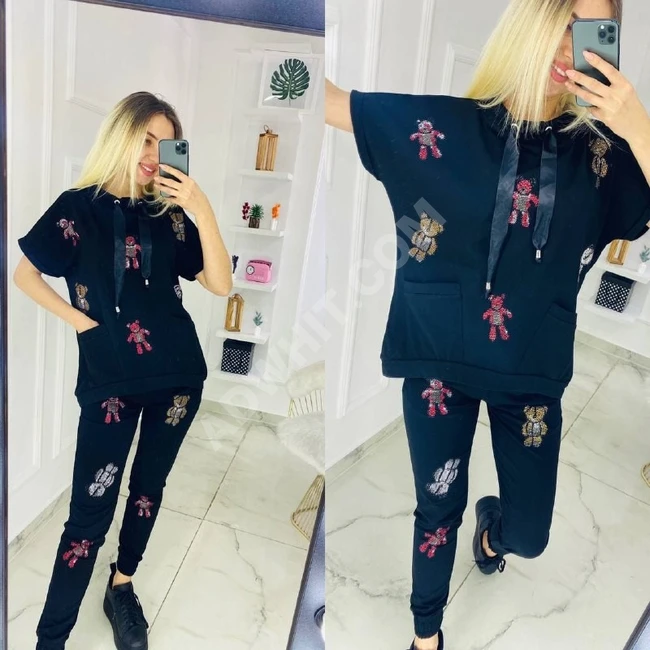 بيجاما نسائية بألوان متعددة