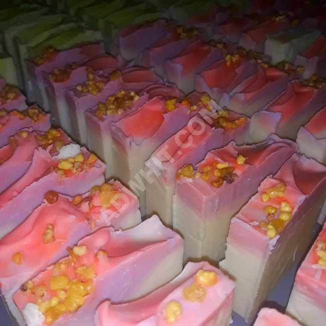 صابون لبان المر - طبيعي يدوي منتج على البارد. 