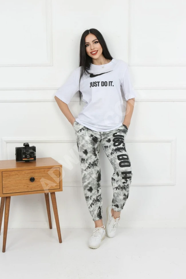 بيجاما سبور نسائية 