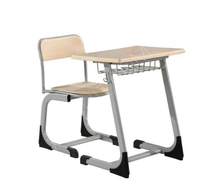 طاولات وكراسي مدرسية(منضدة)
