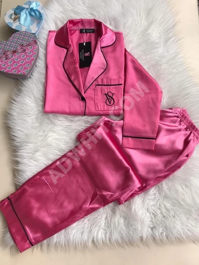 بيجاما نوم نسائية 