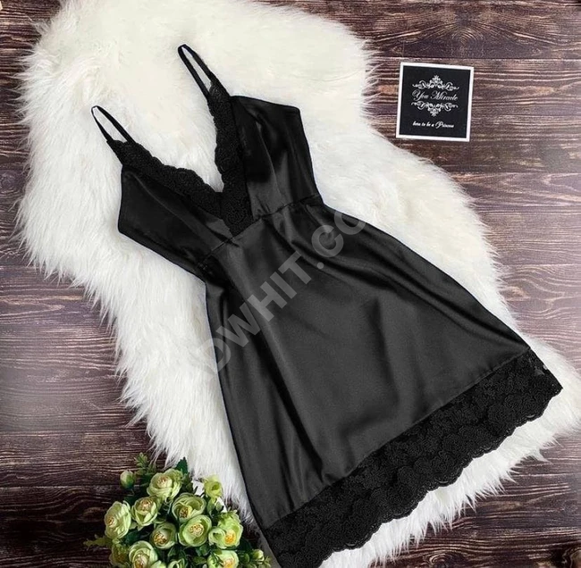 لانجري نسائي قصير حرير ساتان