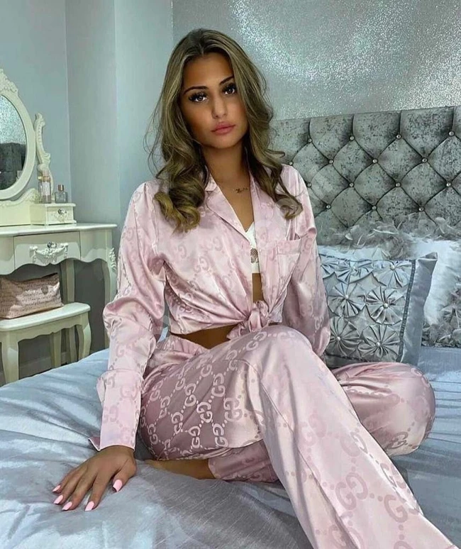 بيجاما نوم نسائية حرير ساتان