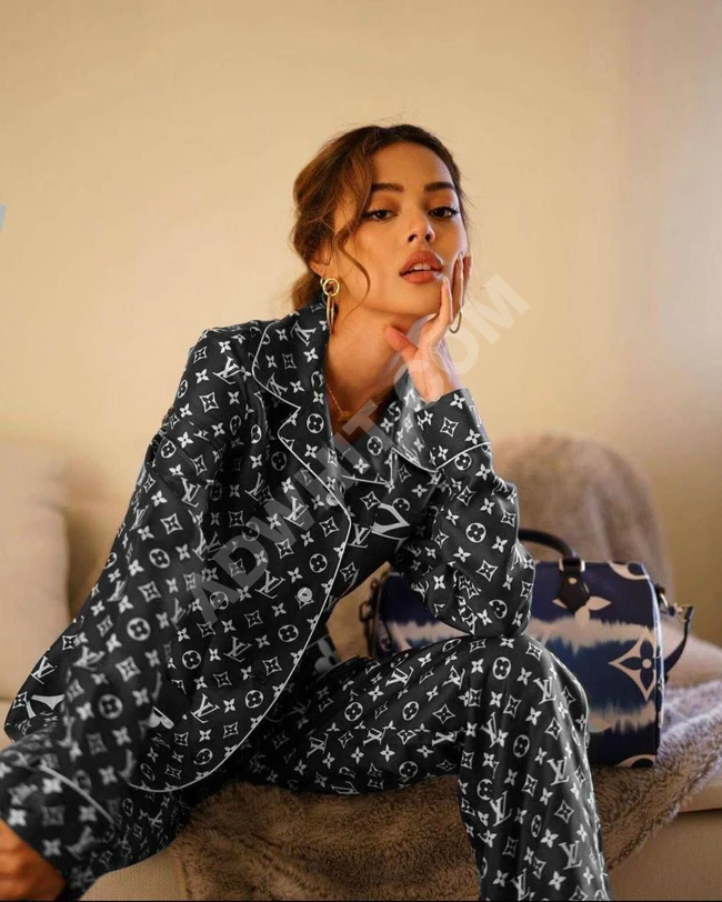 بيجاما نوم نسائية حرير ساتان