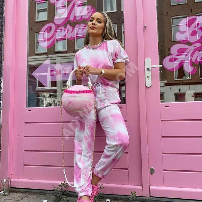 بيجاما سبور نسائية 