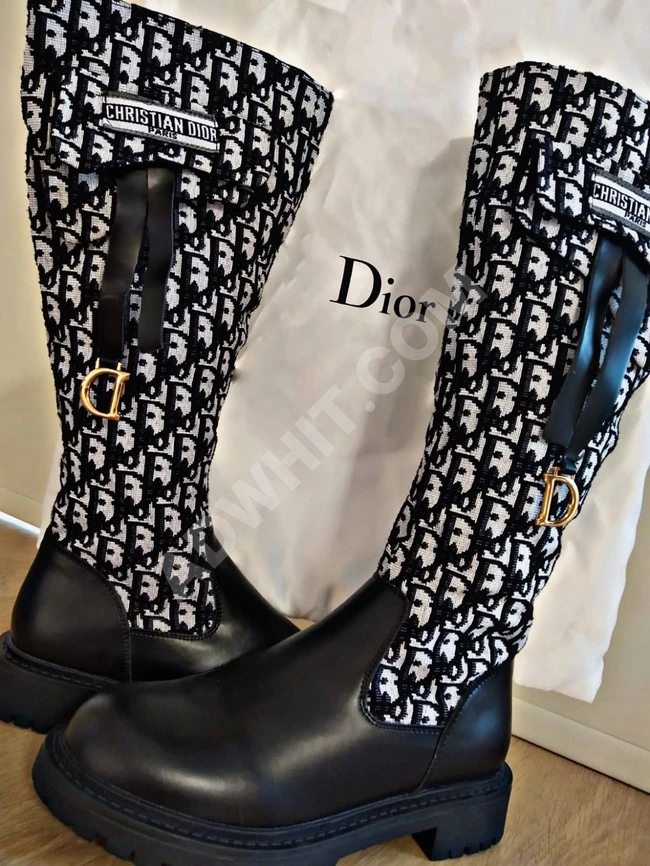 حذاء شتوي عالي (جزمة) 