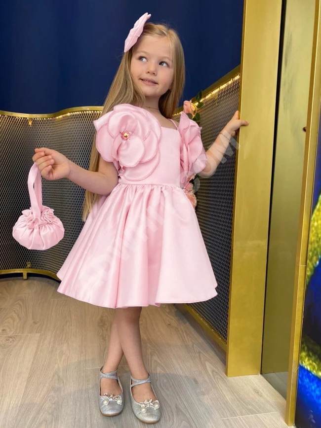 فستان بناتي مع حقيبة وربطة شعر