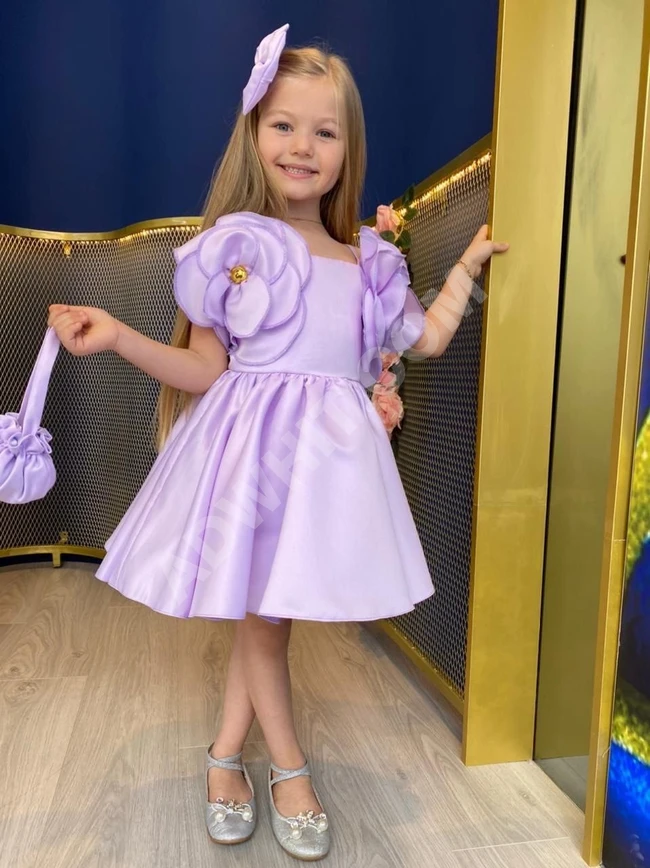 فستان بناتي مع حقيبة وربطة شعر