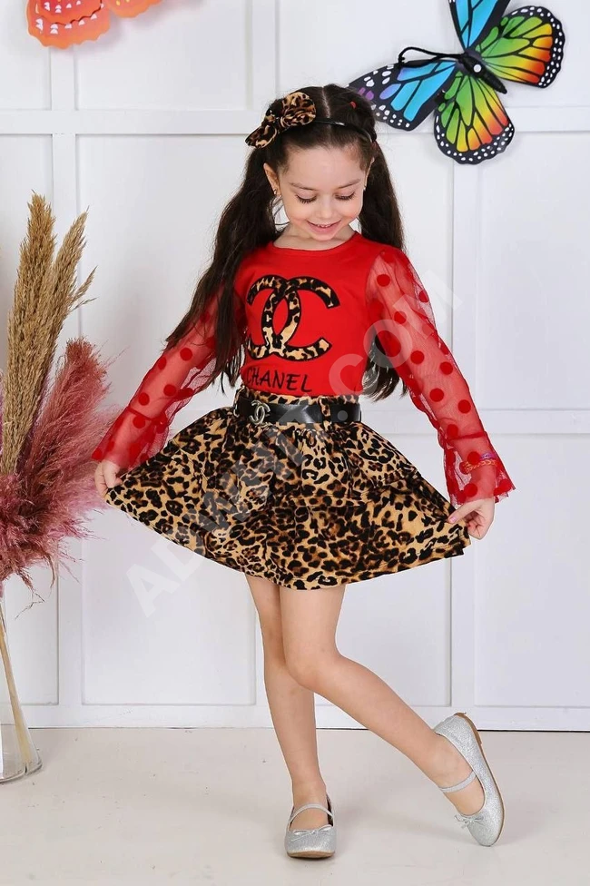 طقم بناتي صيفي مع قوس للشعر