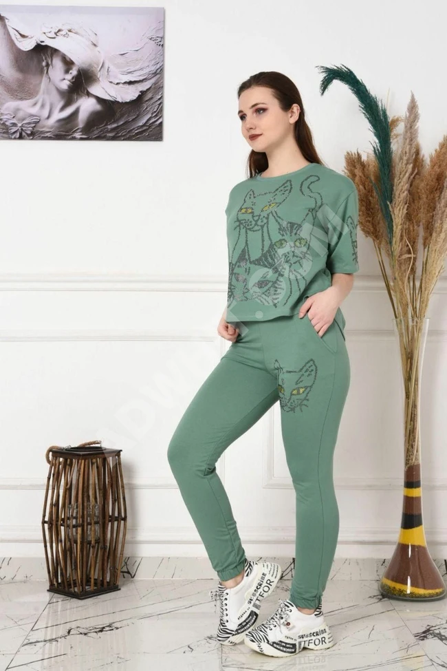 بيجاما نسائية بألوان متعددة