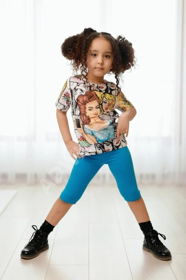 طقم بناتي صيفي بألوان مختلفة 