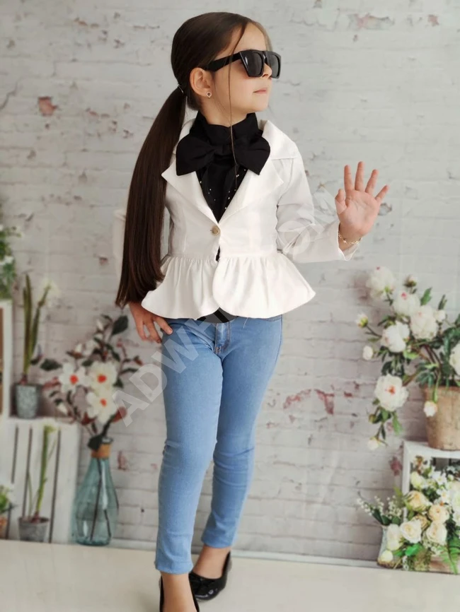 طقم بناتي ثلاث قطع 