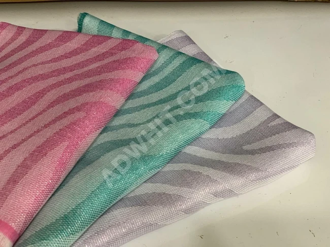 شالات نسائية فاخرة بألوان متعددة 