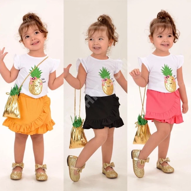 طقم بناتي مع حقيبة 