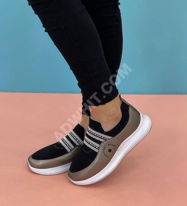 حذاء سبور نسائي 