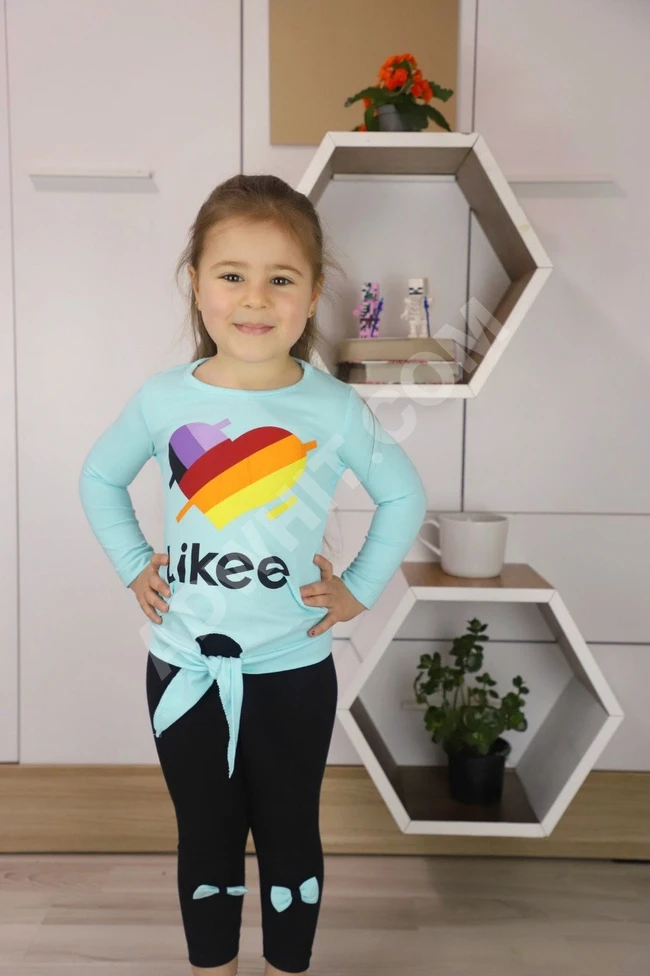 طقم بناتي ثلاث قطع 