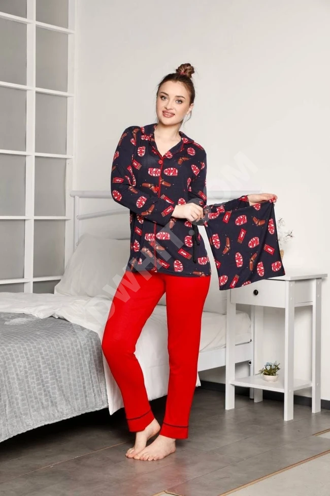 بيجاما نوم نسائية بقطع متعددة