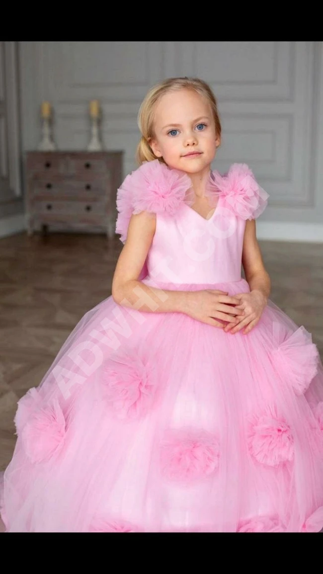 فستان بناتي فاخر 