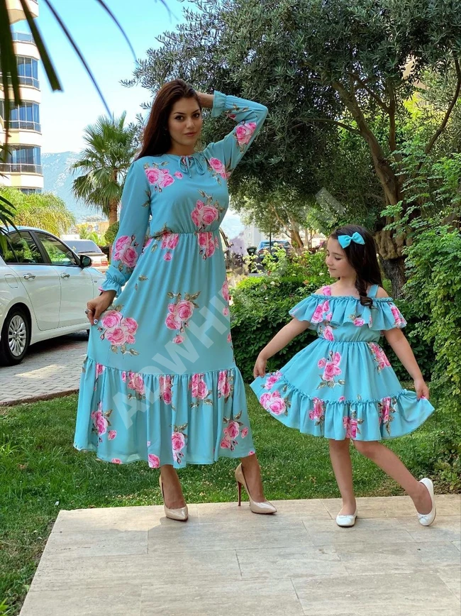 كابلز الام والبنت 