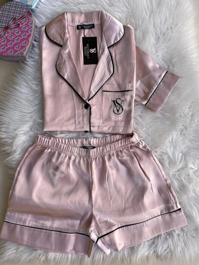 بيجاما نوم ساتان نسائية